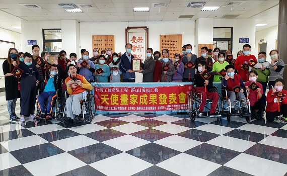若竹兒漆藝親子共作 成果發表感受正能量