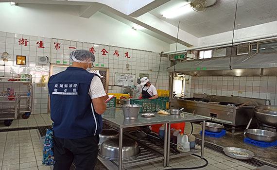 宜蘭學生集體食物中毒送驗結果出爐 縣府即日起與廠商終止契約