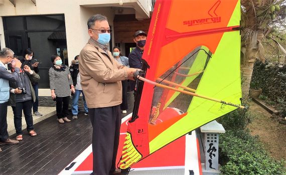 澎湖SBIR3年有成 賴峰偉豪氣宣示5年輔導2家上櫃