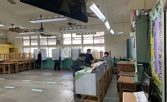 竹市地方公投票 2婦人撕毀及攜出公投票依法究辦