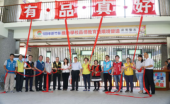 【墨客談】校長無私奉獻善舉 卻難免遭污衊的危機