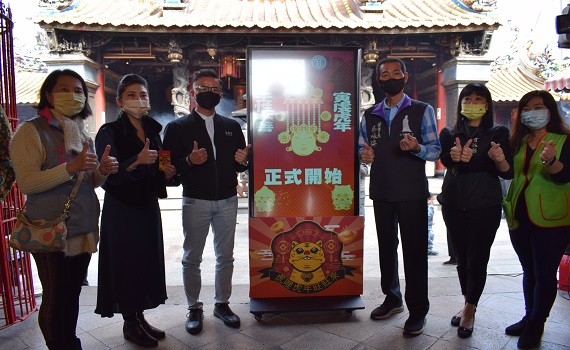 影/愛心不停歇 菜霸子電商平台攜手北港朝天宮點燈認購鮮蔬箱