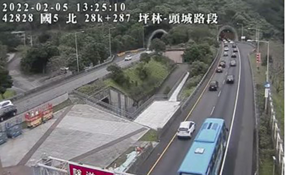 國5北上「紫爆」 雪隧入口回堵4.5公里
