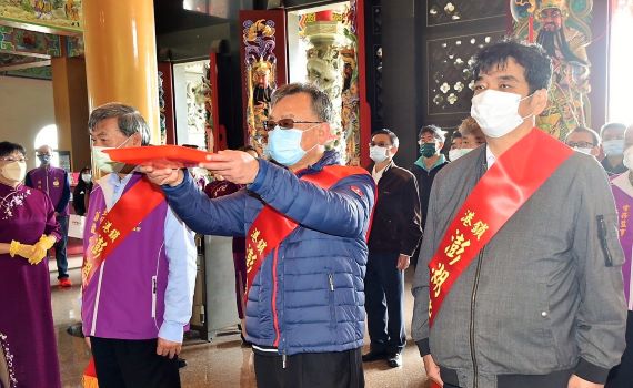 虎年祈福 賴峰偉率一級主管澎湖宮廟參拜