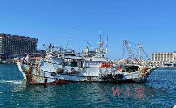 惡劣行徑!澎湖海巡查獲非法拖網電魚4人遭逮