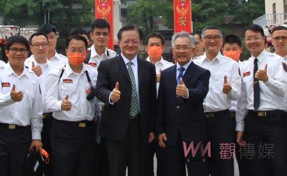 高市嶄新消防車 V型排開超壯觀