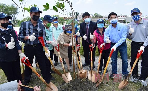 影／五河局植樹固碳　北港滯洪池種植台灣原生樹 