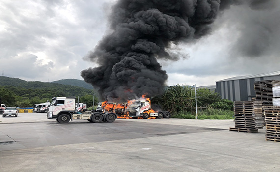 離奇!冬山鄉4聯結車車頭起火燃燒原因待查