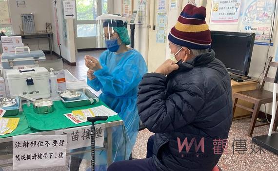 竹縣加碼長輩打疫苗 不論劑次送千元超商禮券
