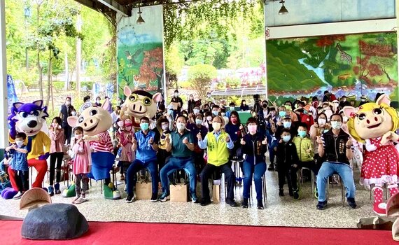 台中大坑蝶螢嘉年華閃耀登場 邀民眾賞「螢」河
