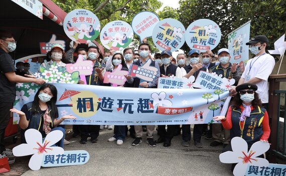 台中桐花祭 四月雪飄滿外埔水流東步道