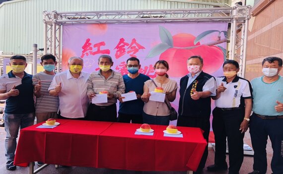中市太平優質水蜜桃評鑑 農友陳以育奪冠!