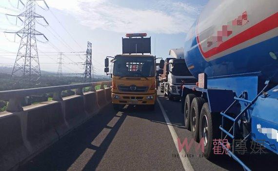 這下要遲到了!國道3號彰化北上路段發生四車連環追撞事故釀一傷
