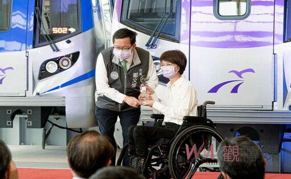 桃園捷運表揚模範及資深員工 市府支持調薪計畫感謝團隊付出
