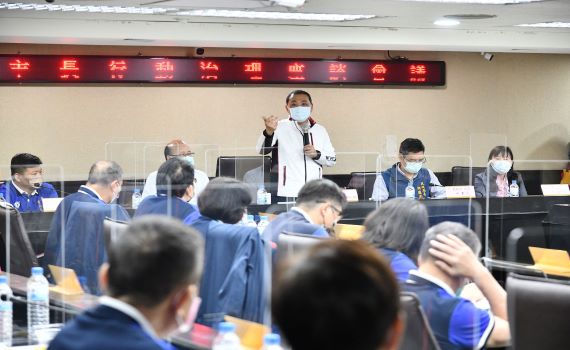 防疫兼顧市政 侯友宜五股行動治理並視察關懷中心