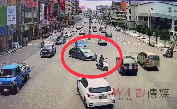 女嬰熱痙攣急送醫遇塞車 父攔警開道救命