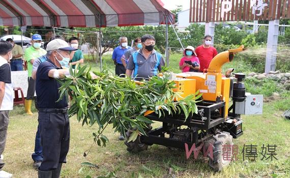 改善農業廢棄物燃燒及堆置問題 斗六市公所碎木機外出定點申請服務