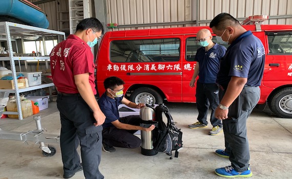 加強水域救援能力 嘉六腳消防分隊水域救援演練