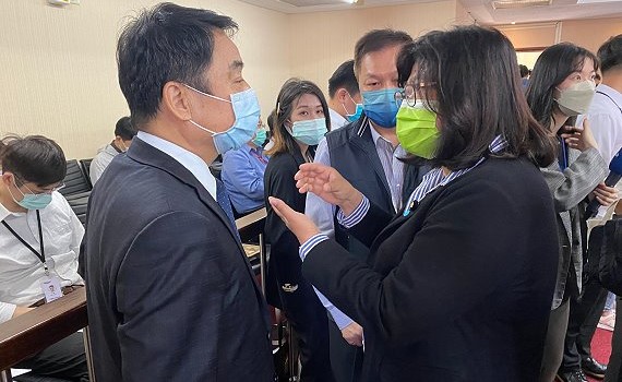 交通建設須迎頭趕上 王美惠積極爭取嘉市軌道建設