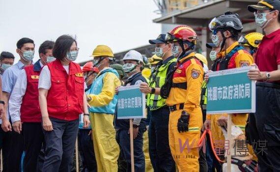 視察桃園民安8號演習 模擬戰時複合災害搶救 蔡總統籲落實災防意識提升防衛韌性