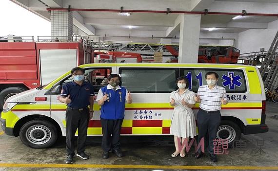 南投縣政府獲贈救護車1輛、可攜式自動心肺復甦機1組