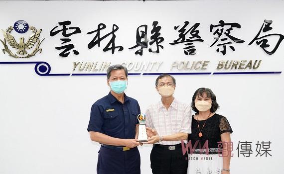 雲林縣警察局局務會報頒獎表揚黃乾成藝術家 好人好事楷模、少年保護工作績優員警