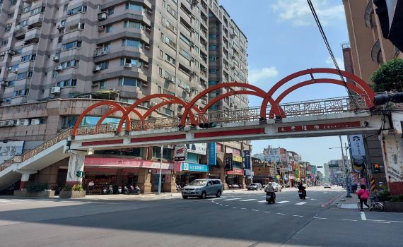 板橋永豐陸橋拆除封閉中山路2段   7月2、9日夜間車輛改道 