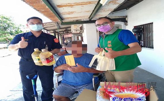 靠臨時農務過活卻中風 北港暖警偕張榮發慰問