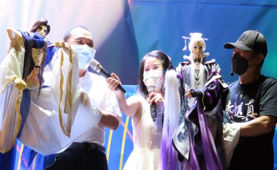 新北鼓藝節巡演登場 侯友宜與素還真、葉小釵「鼓力」市民