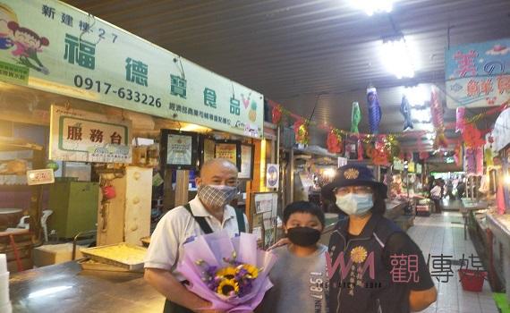 榮民學子父親節感恩獻禮!南投縣榮民服務處受助學童致送認養人鮮花、卡片