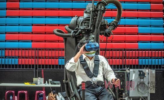 遙控無人機表演　屏東空中嘉年華最潮動感VR新體驗 