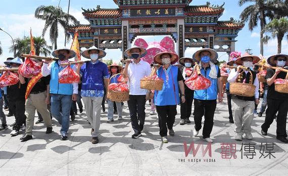 竹縣義民祭挑擔祈福 朱立倫:國民黨提名人要秉持忠義精神為民服務