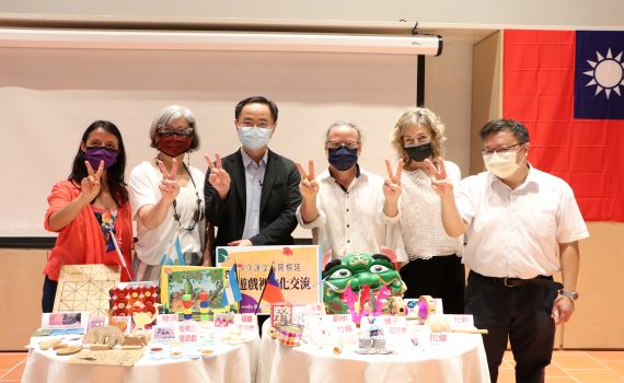 阿根廷遊戲專家訪「五股守讓堂」 國內首座民俗童玩獲融合遊戲認證歷史建築