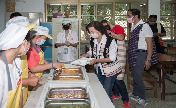 宜蘭營養午餐再升級! 縣長林姿妙:優先選用在地有機食材