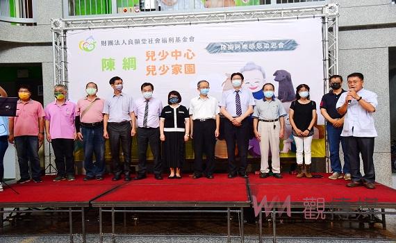 人間菩薩大愛長存 林明溱縣長出席陳綢阿嬤追思會