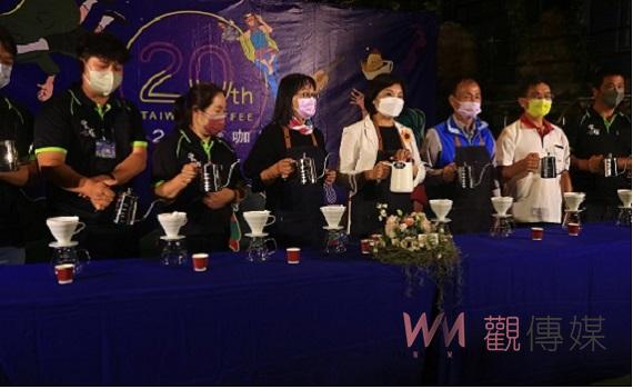 影/台灣咖啡節首度結合元宇宙 20周年推出超潮聯名商品