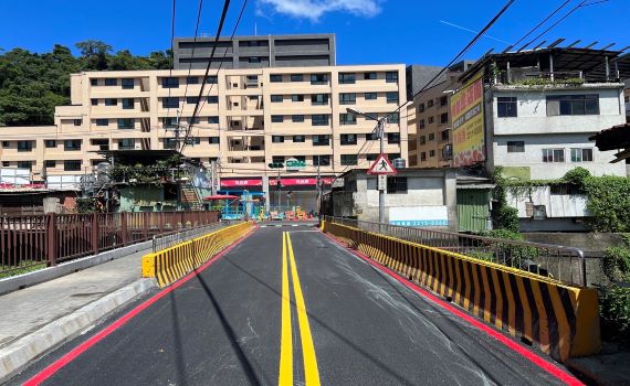 新店雙城橋增設人行橋 通行更安全