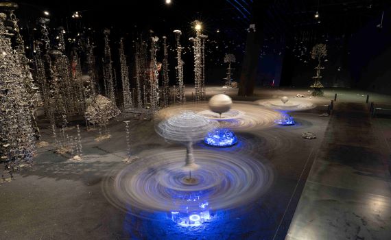跨越千年鋼鐵宇宙！十三行博物館與藝術家打造「考古與當代冶煉特展」 