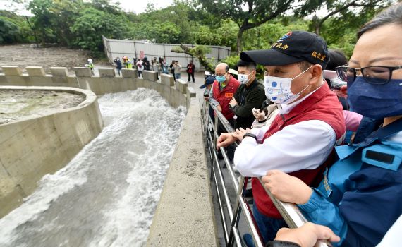 五股成洲抽水站完工啓用 侯友宜視察運作盼防汛能量再提升