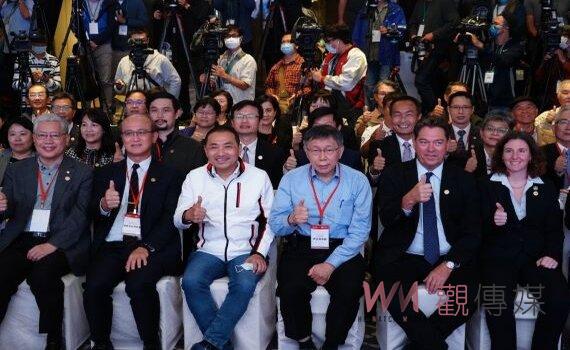 2025雙北世界壯年運動會授旗 柯文哲、侯友宜盼熱情接待全球各地好友