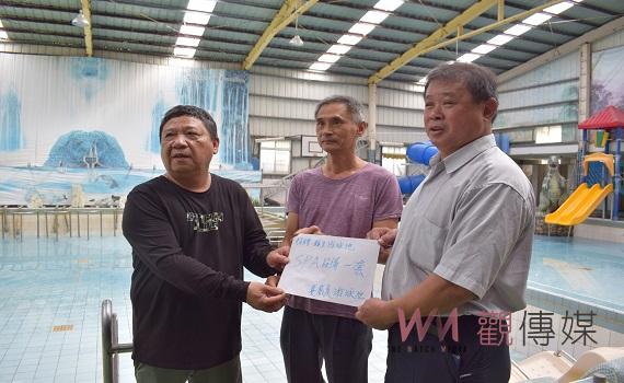民營業者捐北港鎮立游泳池 百萬SPA設備、兒童戲水設施