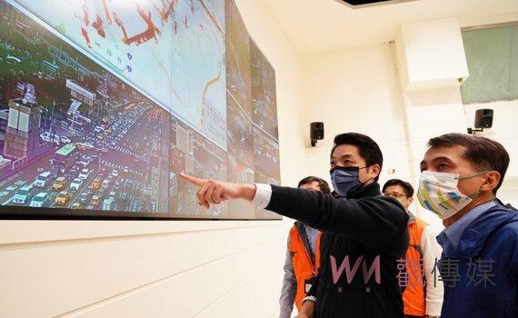 了解北市春節交通疏運 蔣萬安視察交工處交控中心等處