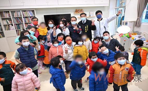 慰訪桃園楊梅育德兒童之家 張善政祝福孩子新年快樂平安長大
