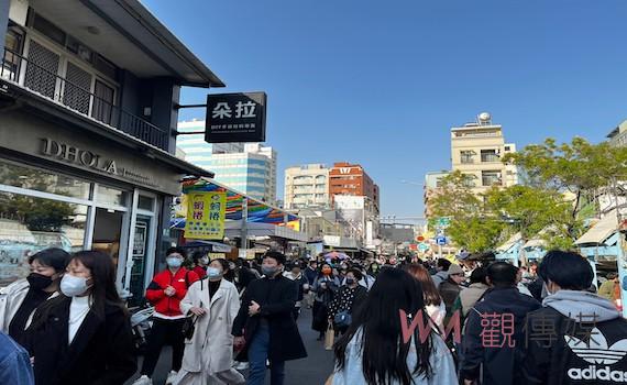 台南湧現春節旅遊人潮 把握年假尾聲踏青趣