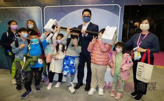 2023台北國際書展 蔣萬安以實際行動買書支持出版業