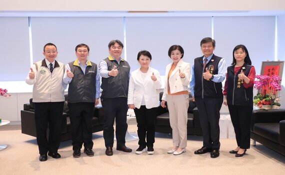 指揮官王必勝盛讚台中最會打疫苗 盧市長:WBC不須戴口罩展現防疫成果