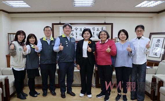 疫情指揮中心指揮官王必勝到雲林 拜會縣長張麗善研擬新冠疫苗相關政策