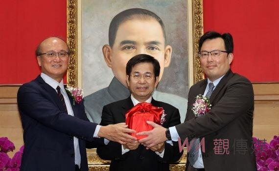 鄭世忠接任體育署長 潘文忠勉落實發展體育讓世界看見台灣
