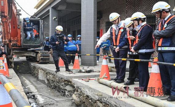 經濟部長視察桃園管線汰換工程 張善政提兩訴求 盼超前部署布建減少爆管 