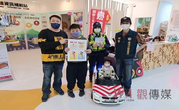 「紅斑馬」全台串聯快閃 週六、日台南東山服務區出沒